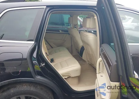 2016 Volkswagen Touareg Vr6 Lux из США, поврежденный, VIN WVGEF9BP1GD012109